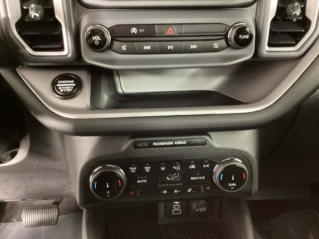 Certified 2024 Ford Bronco Sport Outer Banks w/ Tech Package AWD/4WD image 19