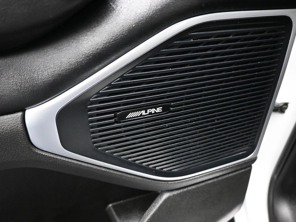 Used 2024 Jeep Wagoneer Series II w/ Flexible Seating Group image 13