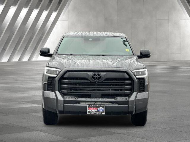 Used 2025 Toyota Tundra Limited AWD/4WD image 8