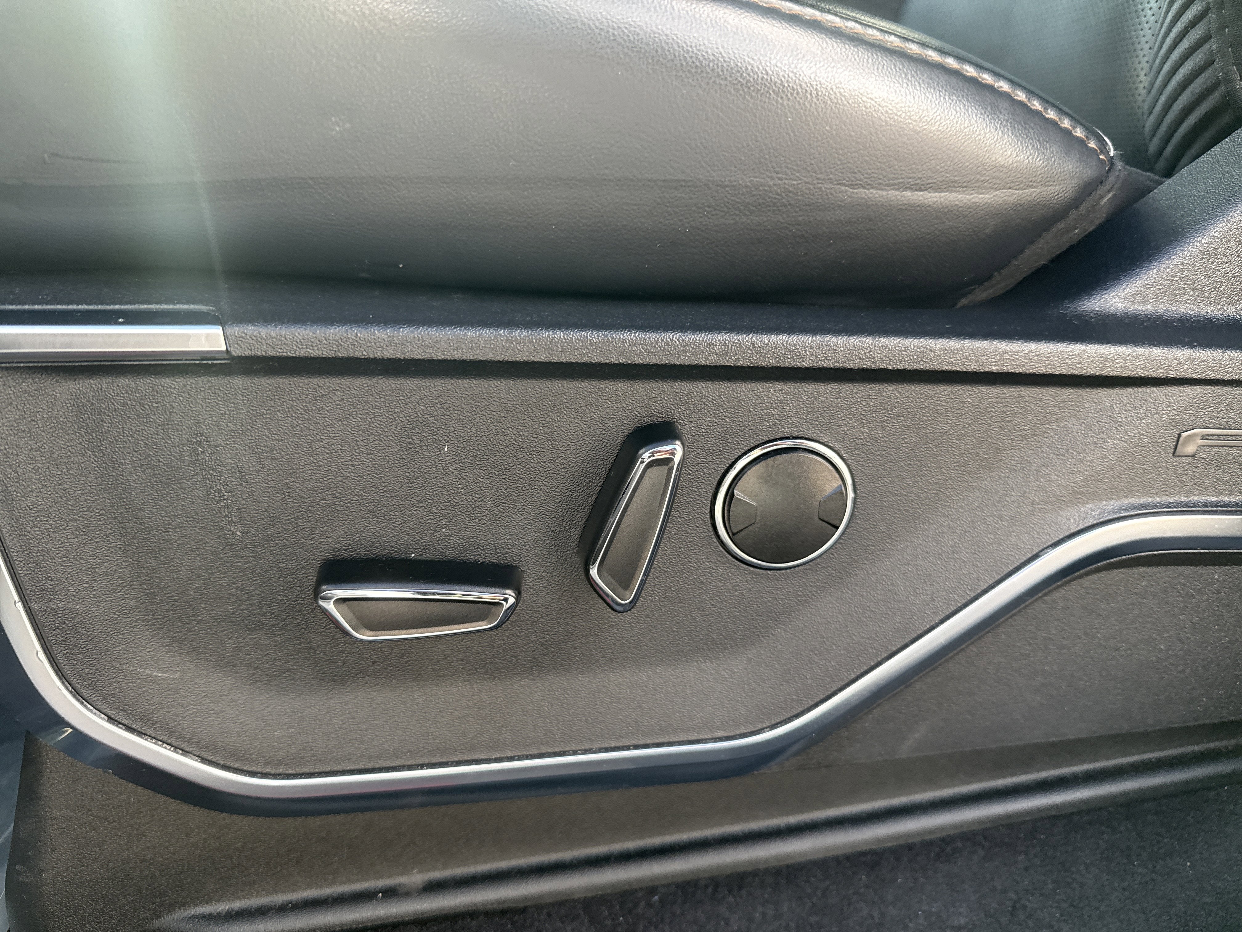 Certified 2023 Ford F150 Raptor image 13