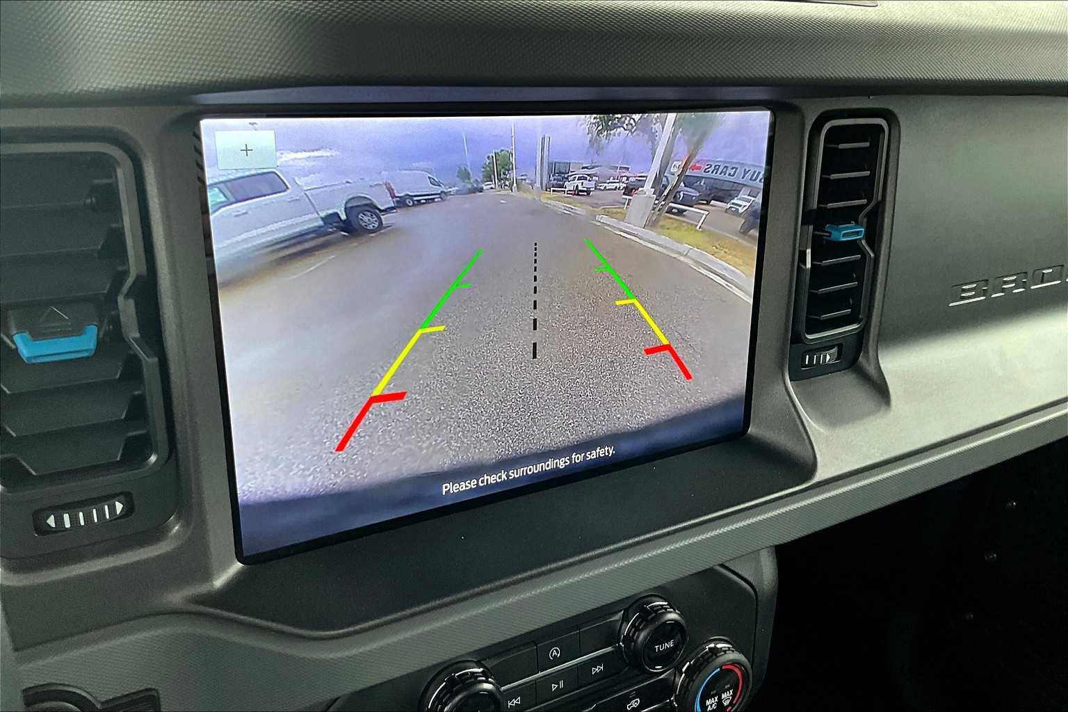 Certified 2024 Ford Bronco Black Diamond image 24