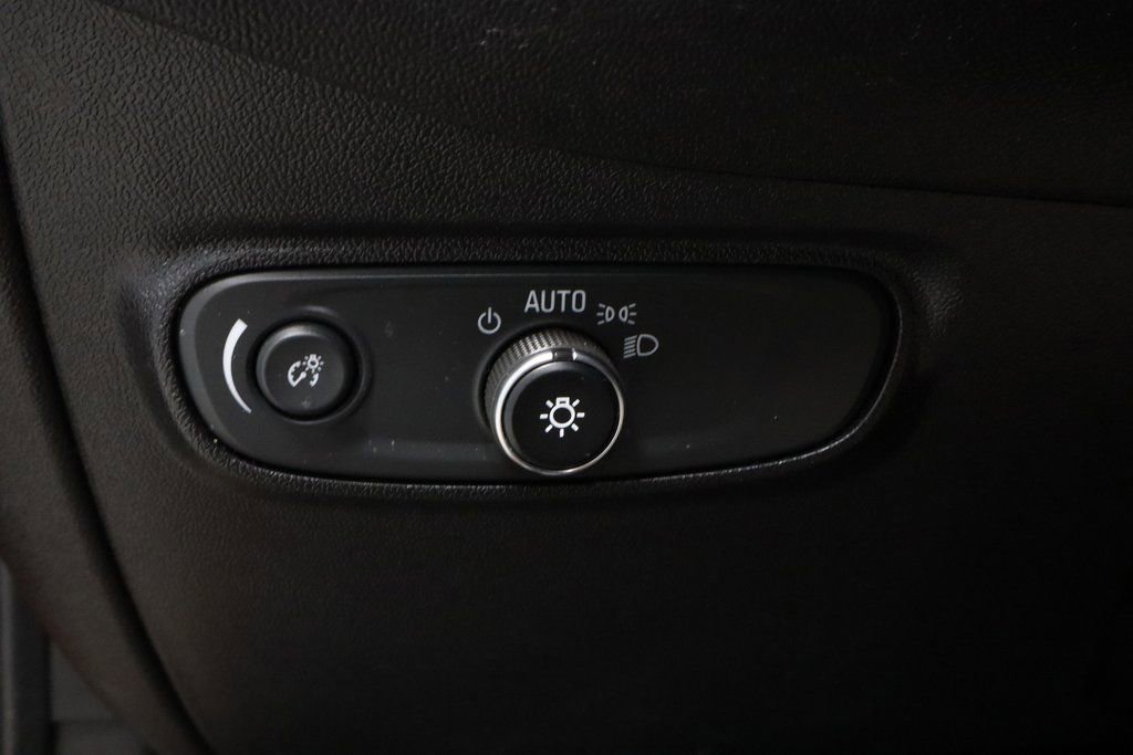 Used 2019 Chevrolet Equinox LT image 27