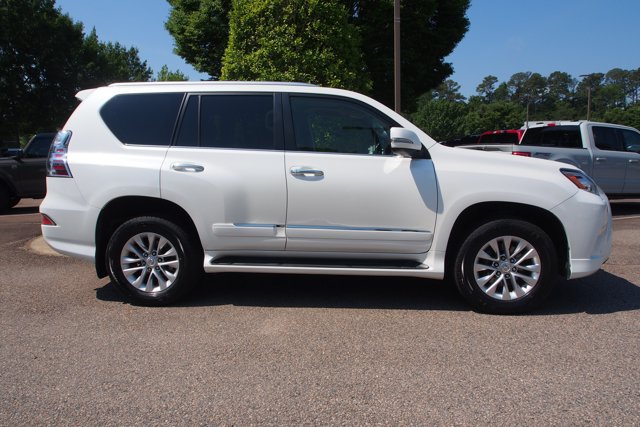 Used 2018 Lexus GX 460 Premium w/ Premium Package AWD/4WD image 8