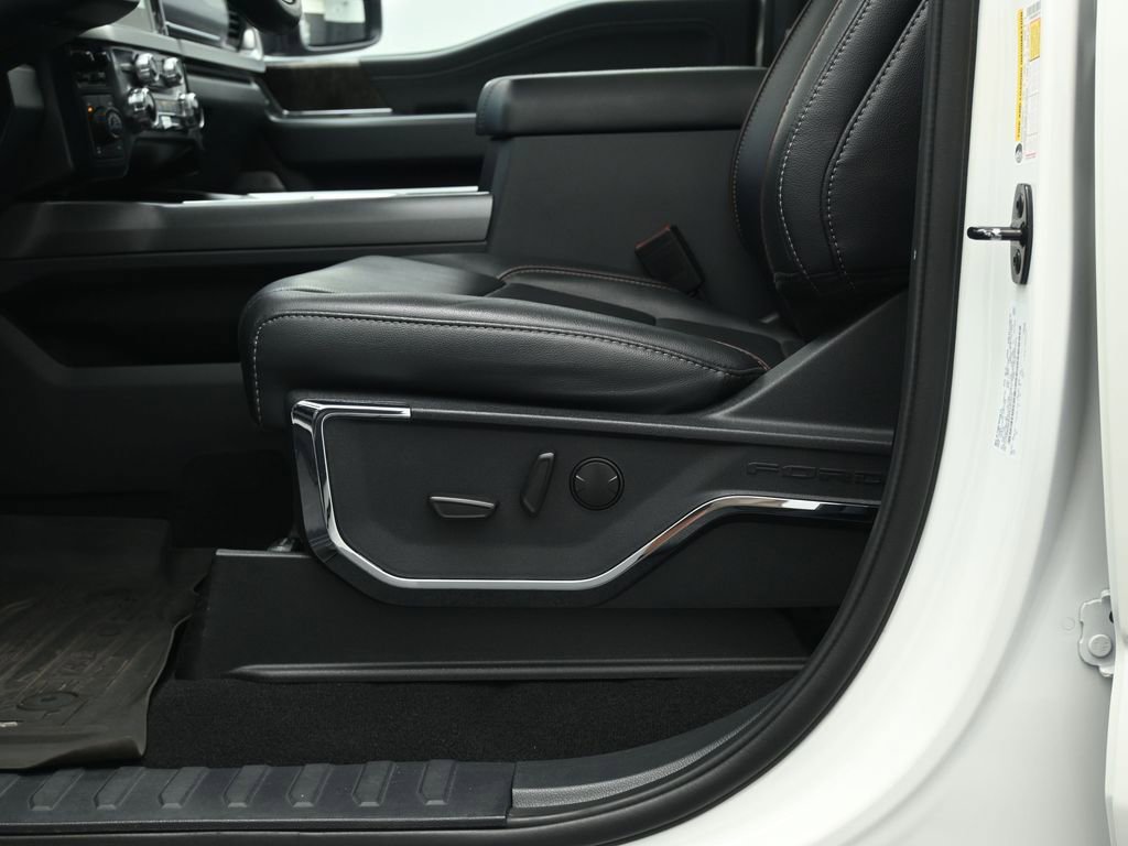 Certified 2023 Ford F250 Lariat w/ Lariat Ultimate Package image 11