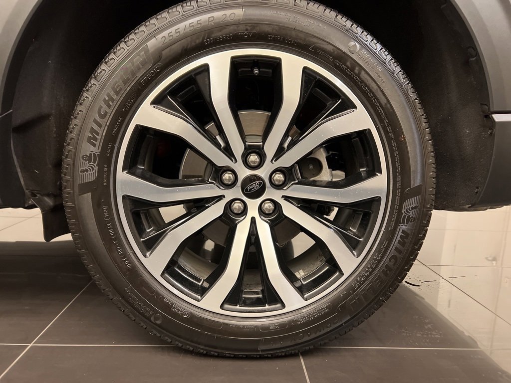 Certified 2025 Ford Explorer ST-Line image 7