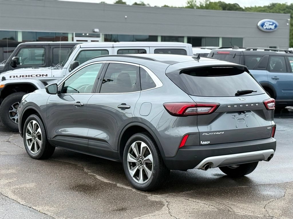 Certified 2025 Ford Escape Platinum AWD/4WD image 32