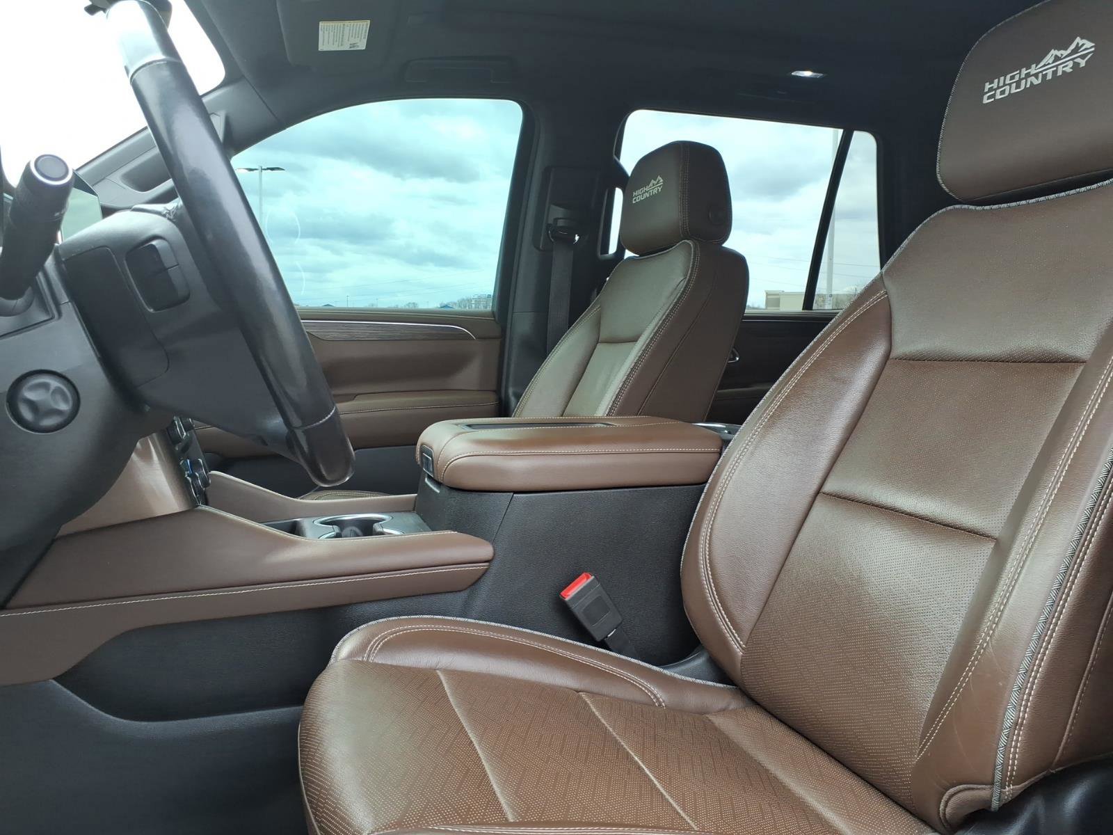 Used 2021 Chevrolet Tahoe High Country w/ Premium Package image 8