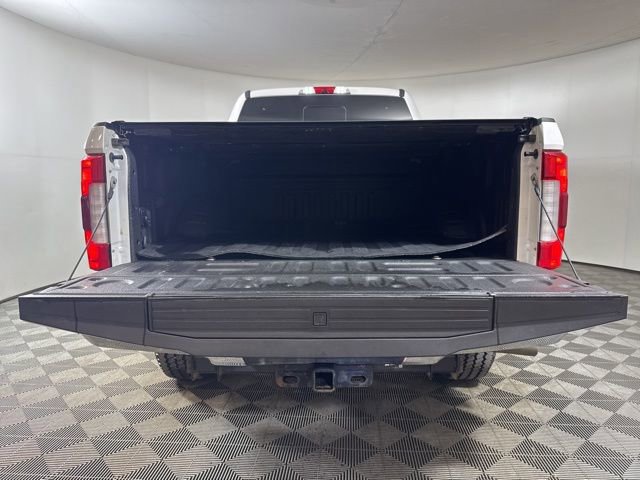 Certified 2019 Ford F350 Platinum w/ Platinum Ultimate Package AWD/4WD image 21