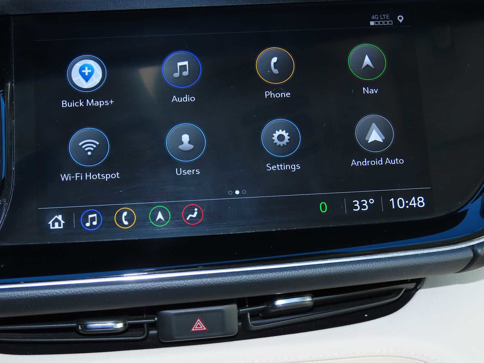 Used 2023 Buick Envision Avenir image 29