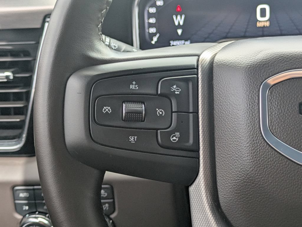 Used 2025 GMC Sierra 2500 Denali w/ Denali Reserve Package AWD/4WD image 26