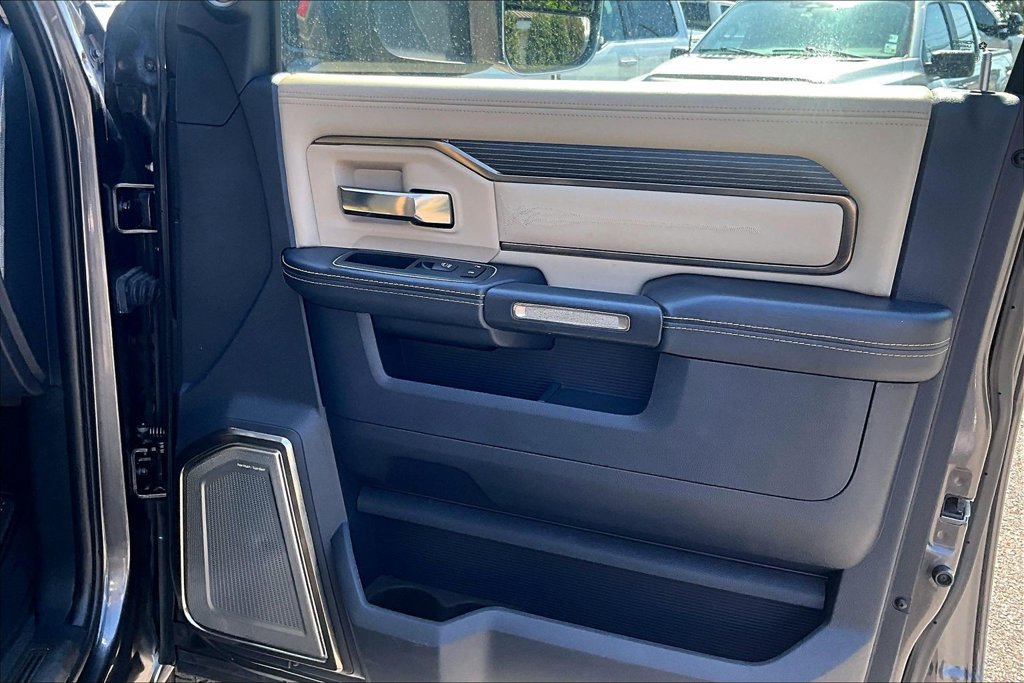Used 2022 RAM 3500 Limited AWD/4WD image 19