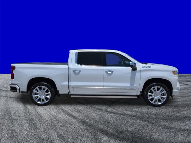 Used 2024 Chevrolet Silverado 1500 High Country w/ Technology Package AWD/4WD image 3