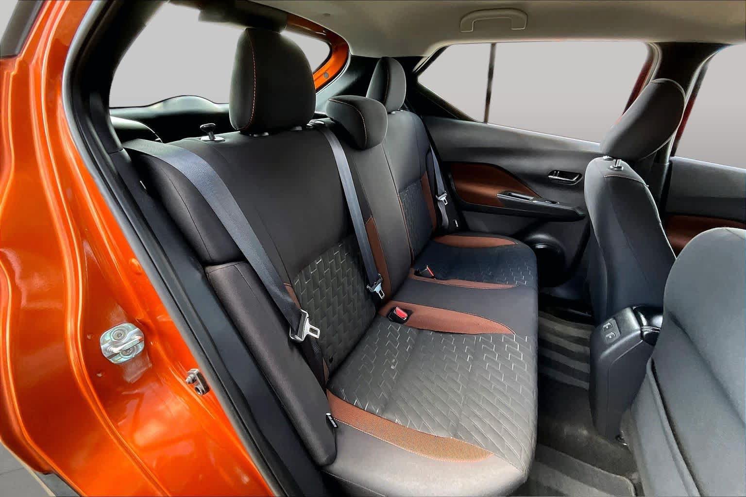 Used 2023 Nissan Kicks SR FWD image 19