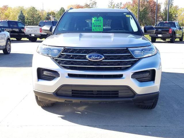 Certified 2022 Ford Explorer XLT w/ Class IV Trailer Tow Package image 8