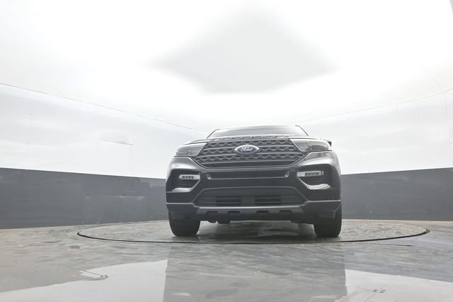 Certified 2022 Ford Explorer XLT w/ Equipment Group 202A AWD/4WD image 34