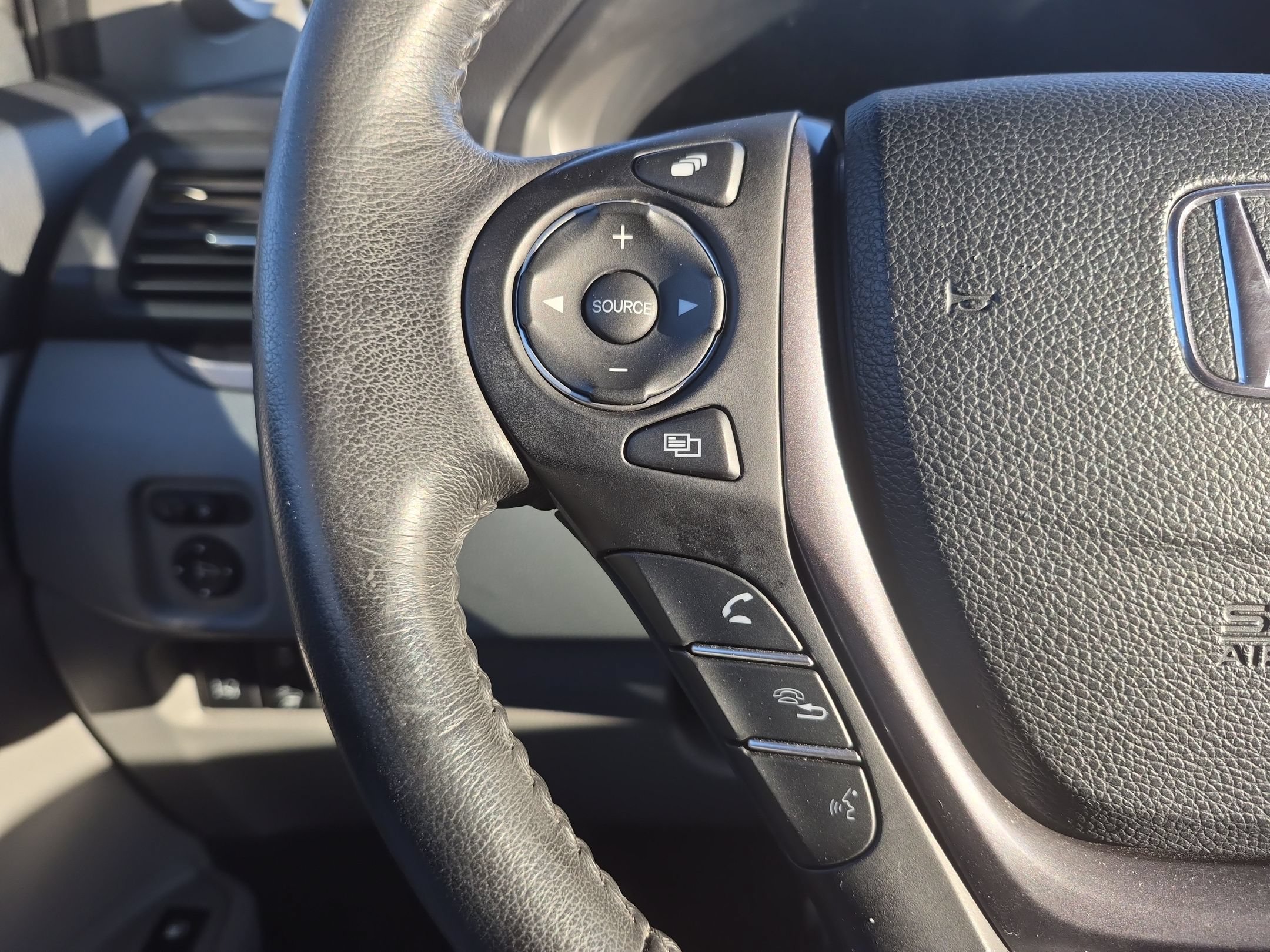 Used 2023 Honda Ridgeline RTL image 18