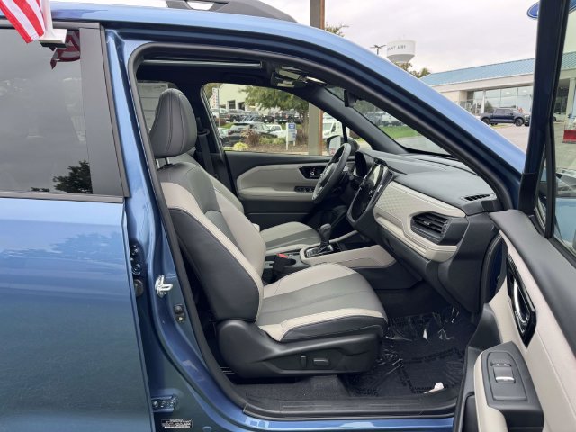 Used 2025 Subaru Forester Limited AWD/4WD image 11