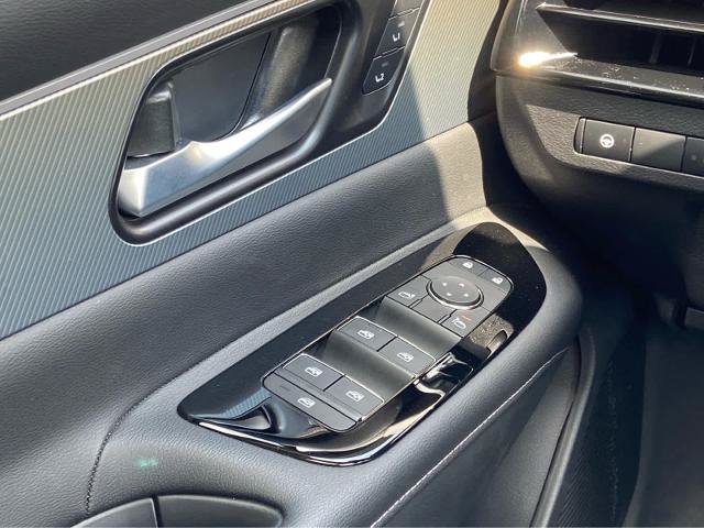 Used 2025 Nissan Murano SL AWD/4WD image 25