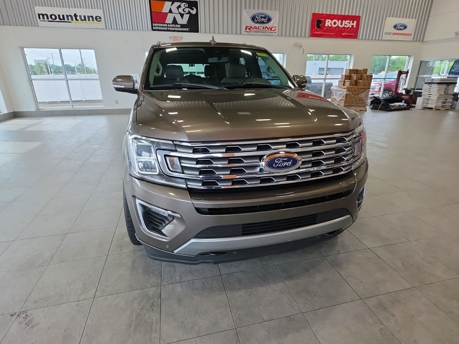 Certified 2019 Ford Expedition Limited w/ Equipment Group 301A AWD/4WD image 5