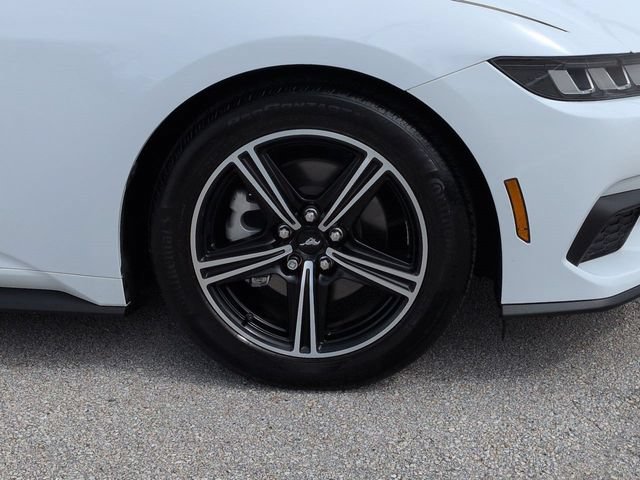 Certified 2024 Ford Mustang Convertible RWD image 11