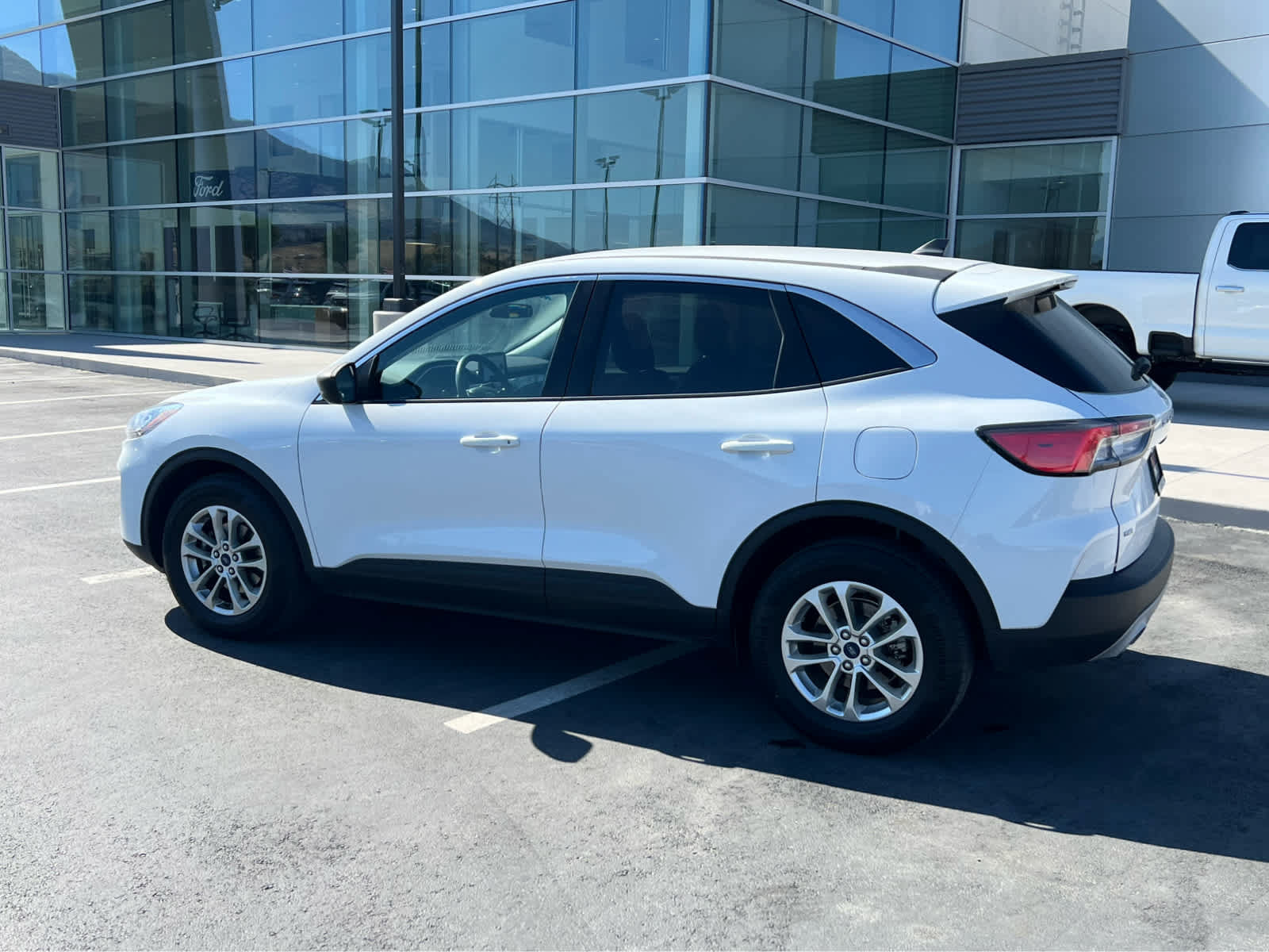 Certified 2022 Ford Escape SE AWD/4WD image 11