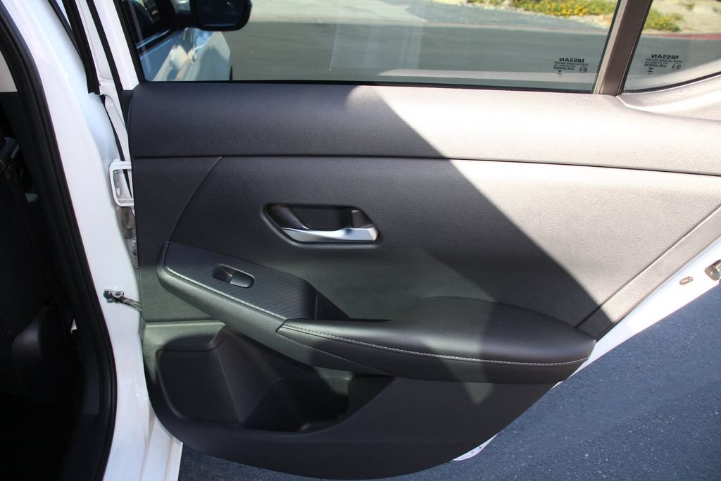 Used 2023 Nissan Sentra SV FWD image 26