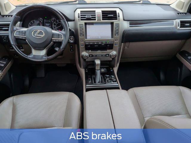 Used 2021 Lexus GX 460 Luxury w/ Off Road Package AWD/4WD image 14