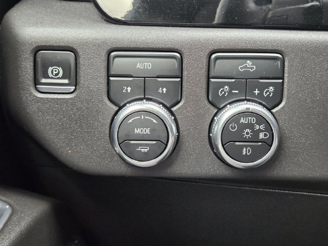 Used 2024 GMC Sierra 1500 Elevation w/ LPO, Elevation Black Package AWD/4WD image 21