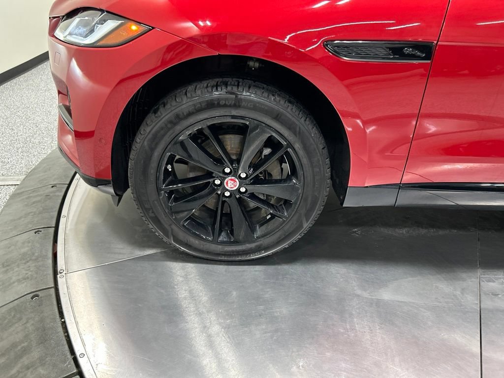 Used 2021 Jaguar F-PACE S AWD/4WD image 34