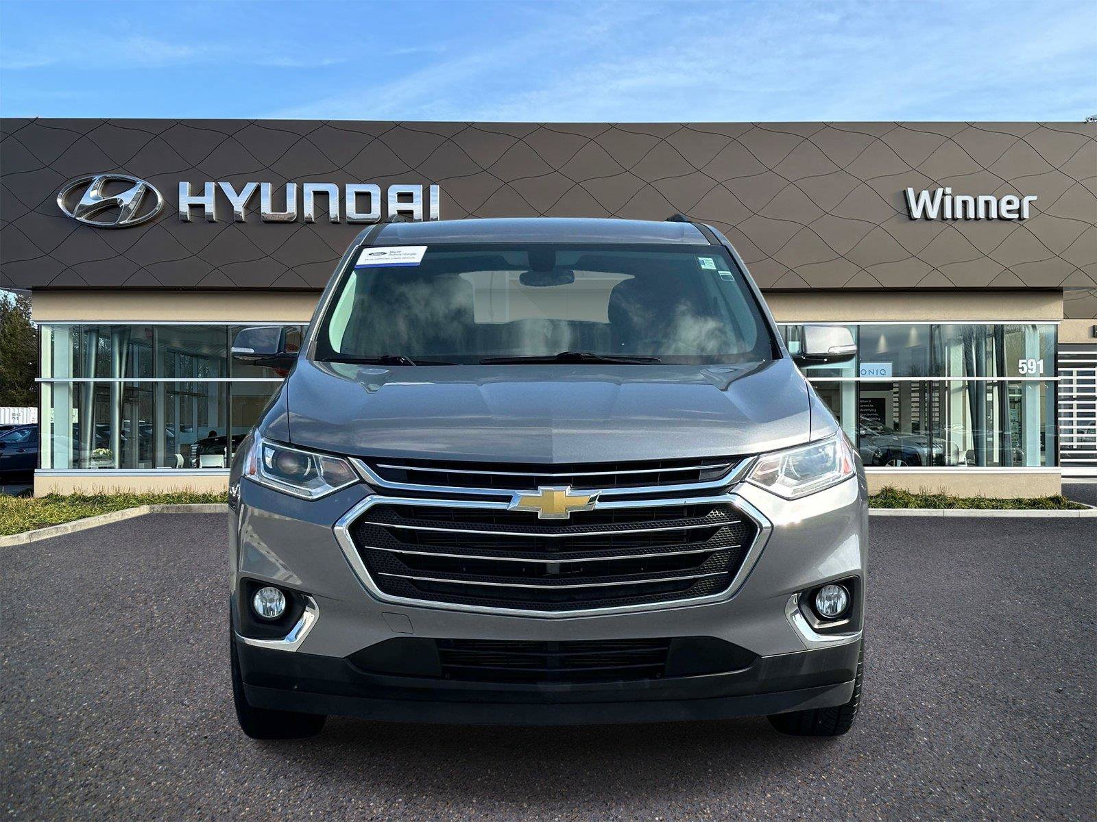 Used 2019 Chevrolet Traverse LT FWD image 7