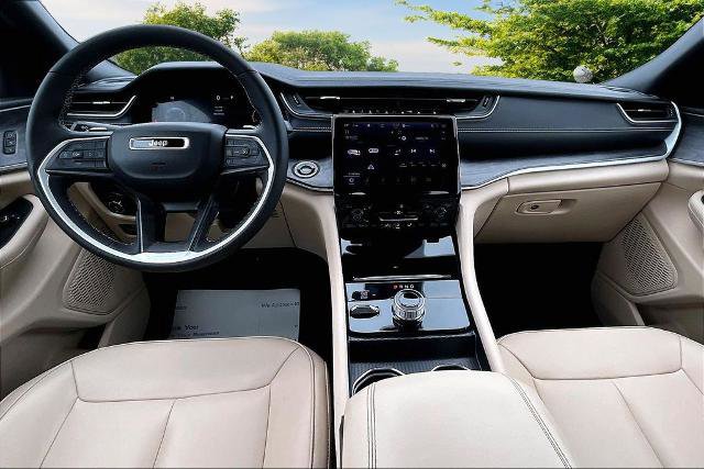 Used 2024 Jeep Grand Cherokee Limited image 15