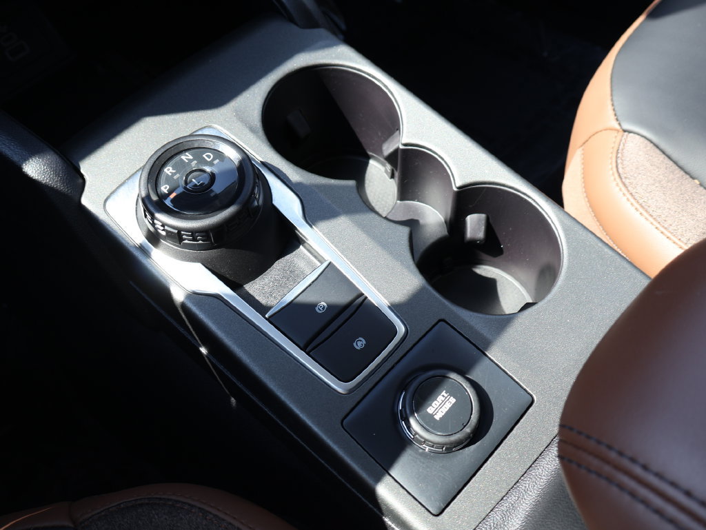Certified 2025 Ford Bronco Sport Outer Banks w/ Outer Banks Tech Package+ AWD/4WD image 38