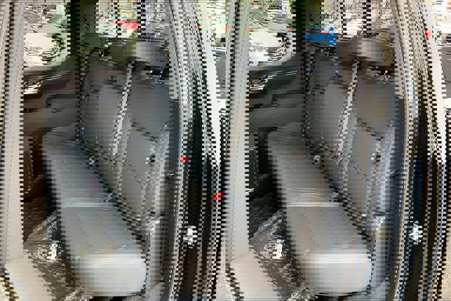 Used 2025 GMC Sierra 1500 SLT w/ SLT Premium Plus Package image 20