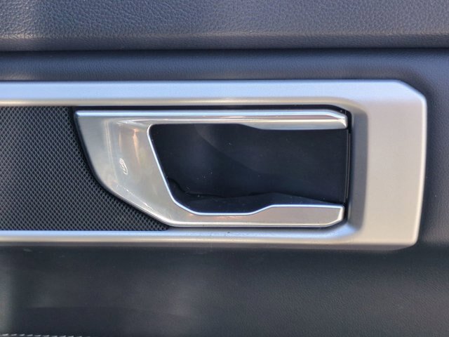 Certified 2020 Ford Explorer XLT w/ Equipment Group 202A RWD image 35