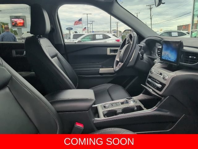 Certified 2023 Ford Explorer XLT w/ Equipment Group 202A AWD/4WD image 10