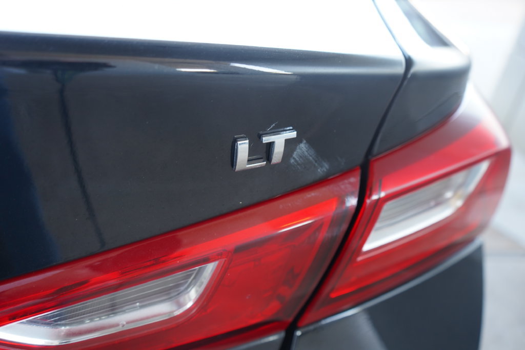 Used 2024 Chevrolet Malibu LT FWD image 8
