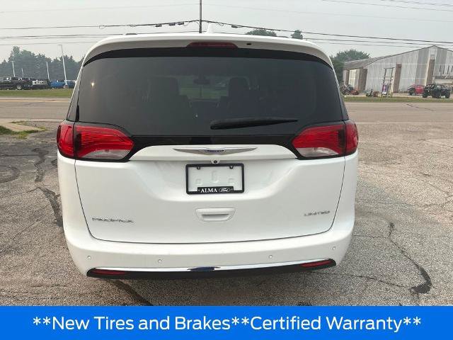Used 2019 Chrysler Pacifica Limited FWD image 38