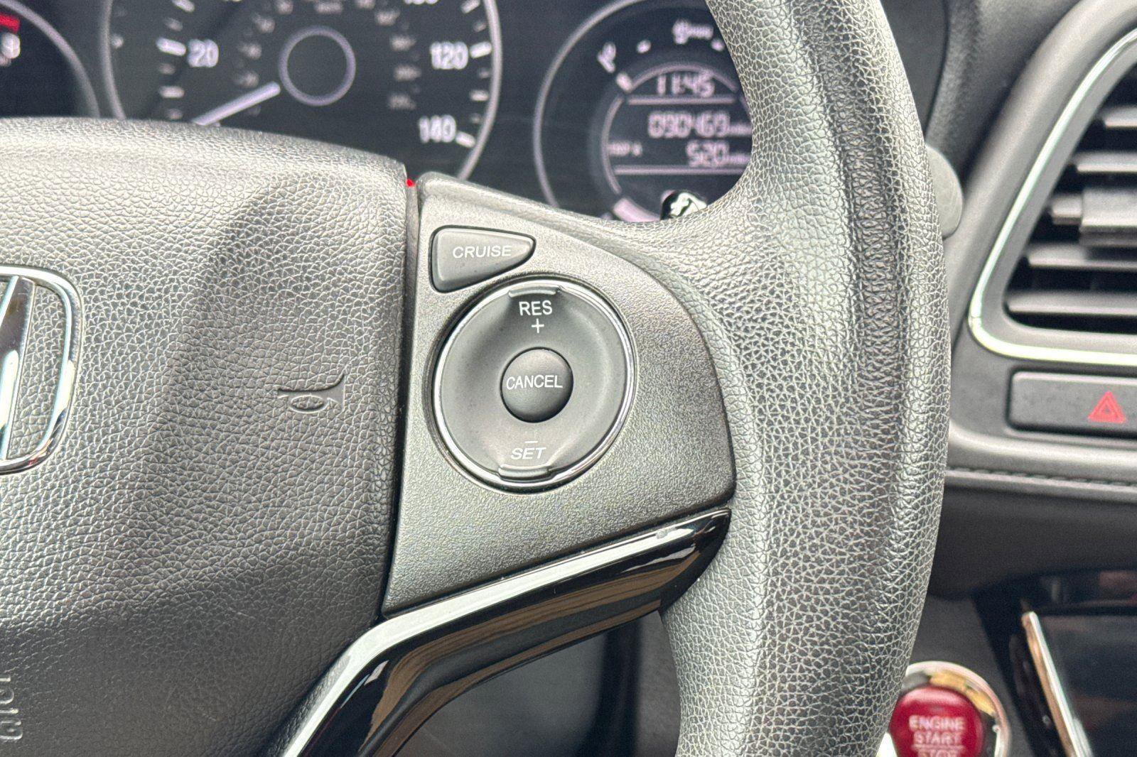 Used 2018 Honda HR-V EX image 28