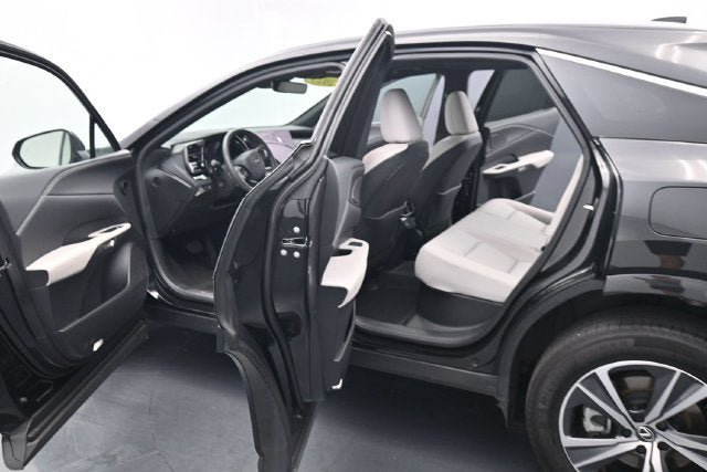 Used 2025 Lexus RX 350 Premium w/ Accessory Package AWD/4WD image 24