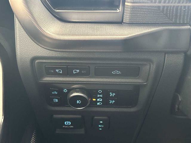 Certified 2023 Ford F150 Platinum image 17