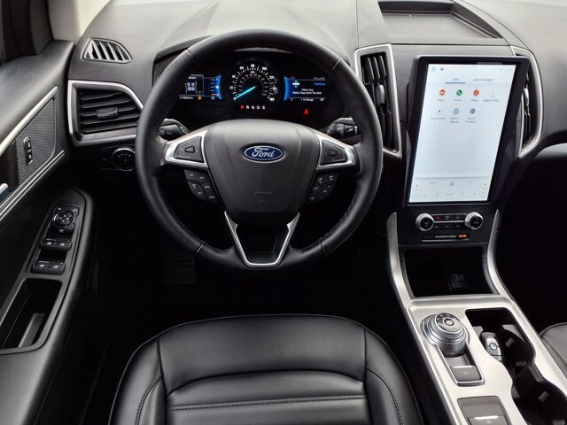 Certified 2023 Ford Edge SEL w/ Convenience Package AWD/4WD image 6