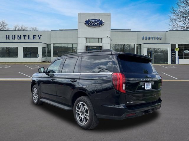 Certified 2025 Ford Expedition Active AWD/4WD image 5