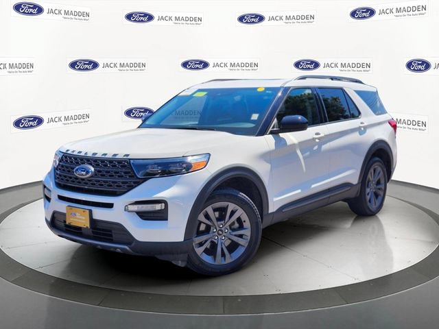 Certified 2023 Ford Explorer XLT w/ Equipment Group 202A