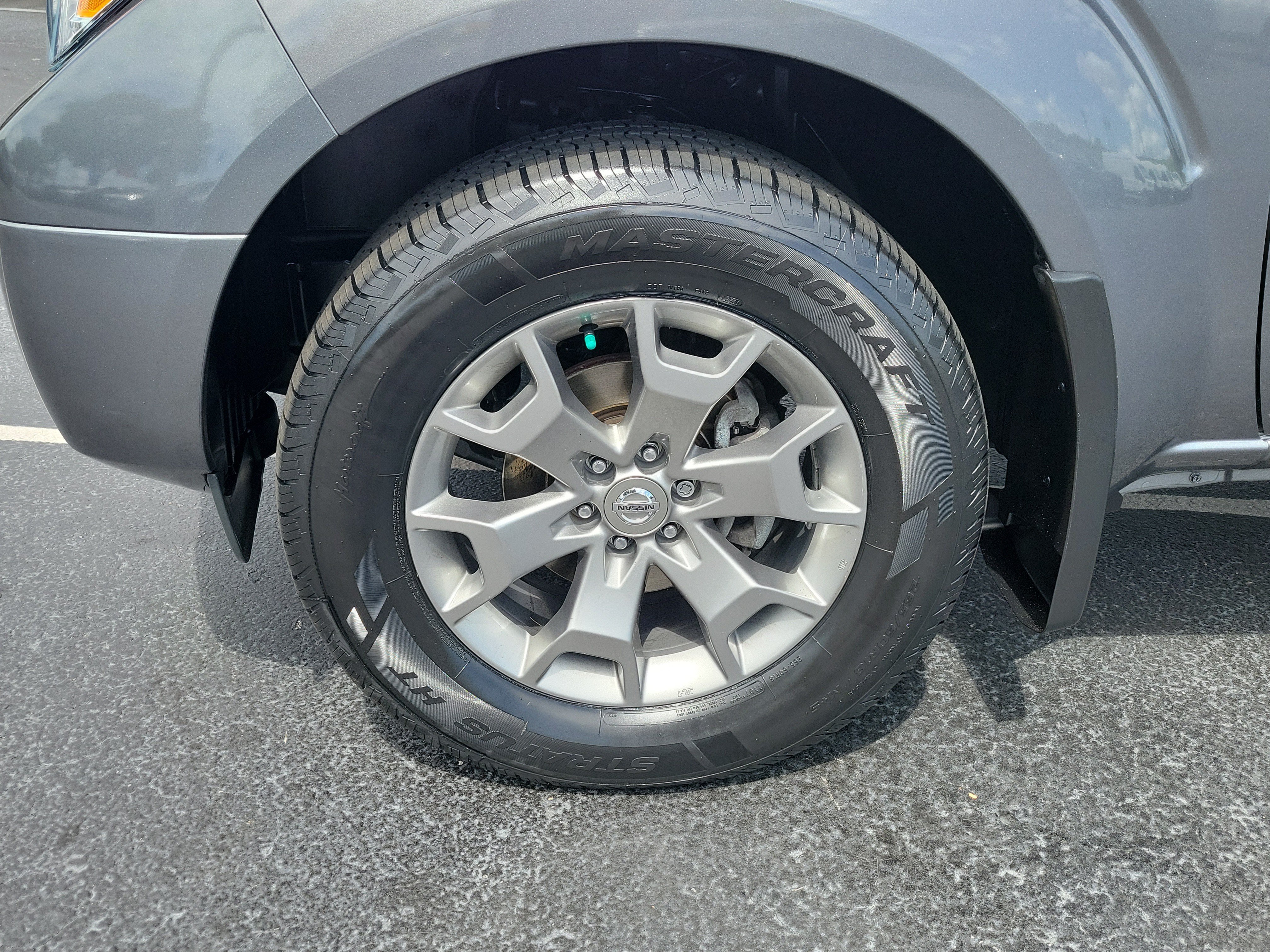 Used 2021 Nissan Frontier SV RWD image 5