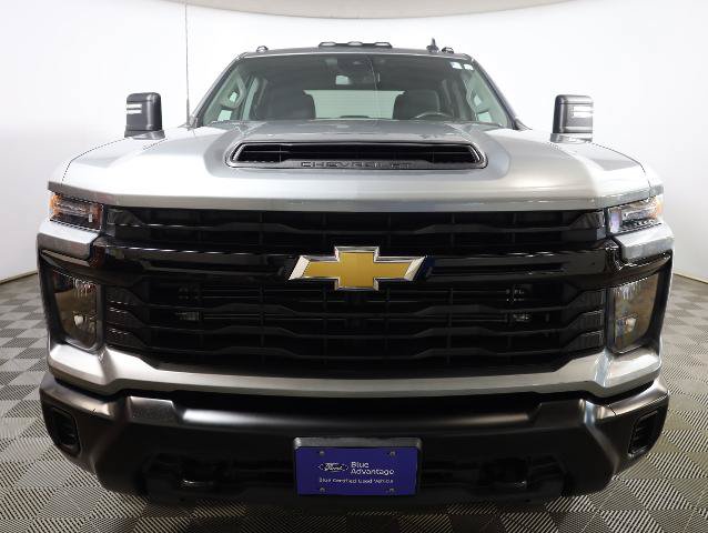 Used 2024 Chevrolet Silverado 3500 W/T w/ WT Convenience Package AWD/4WD image 3