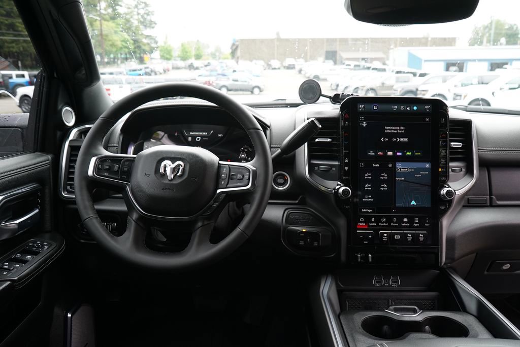 Used 2026 RAM 2500 Laramie AWD/4WD image 10