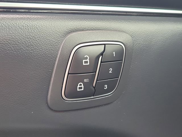 Certified 2025 Ford Mustang Mach-E Premium image 21