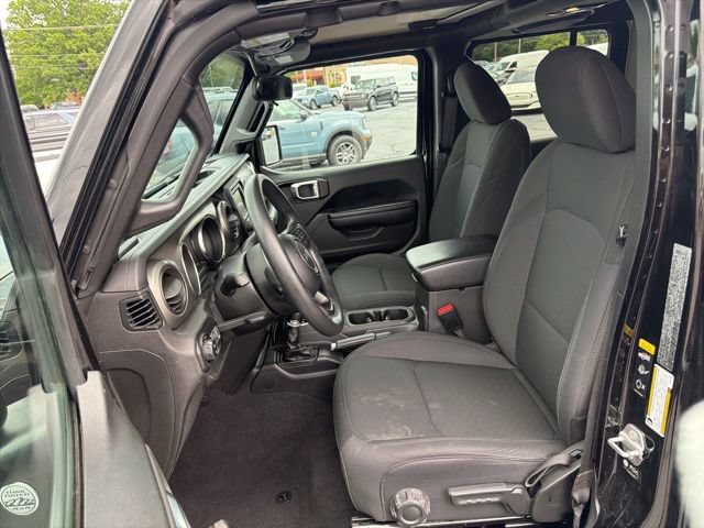 Used 2021 Jeep Gladiator Sport AWD/4WD image 13