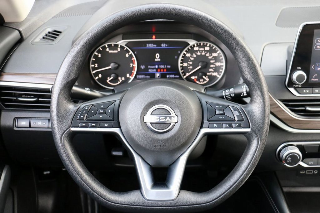 Used 2023 Nissan Altima 2.5 SV image 23