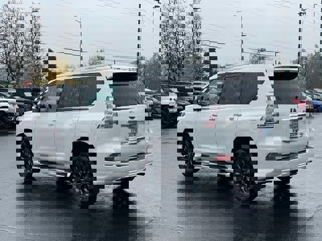 Used 2023 Lexus GX 460 Premium image 5